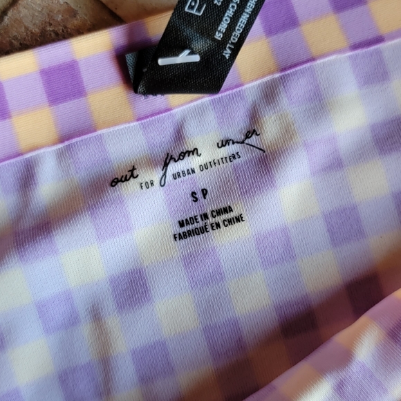 Out from Under Panties - 2 pairs - Picture 3 of 3